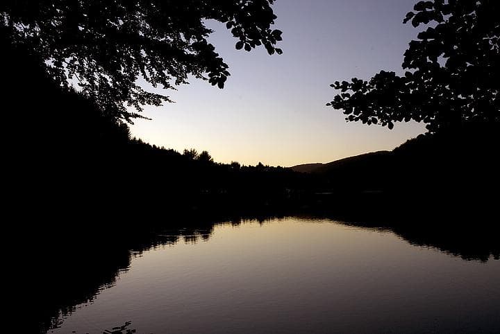 Riflessi sul lago